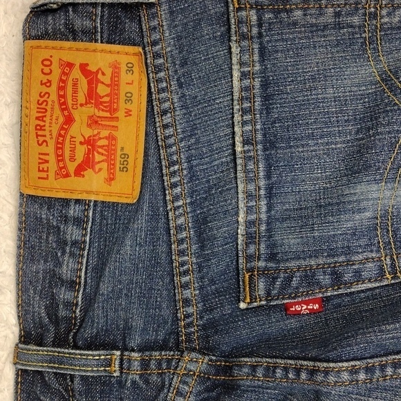 Levi's 559 Blue Medium Wash Five Pocket Mid Rise Zip Up Straight Leg Denim Jean - Picture 12 of 16